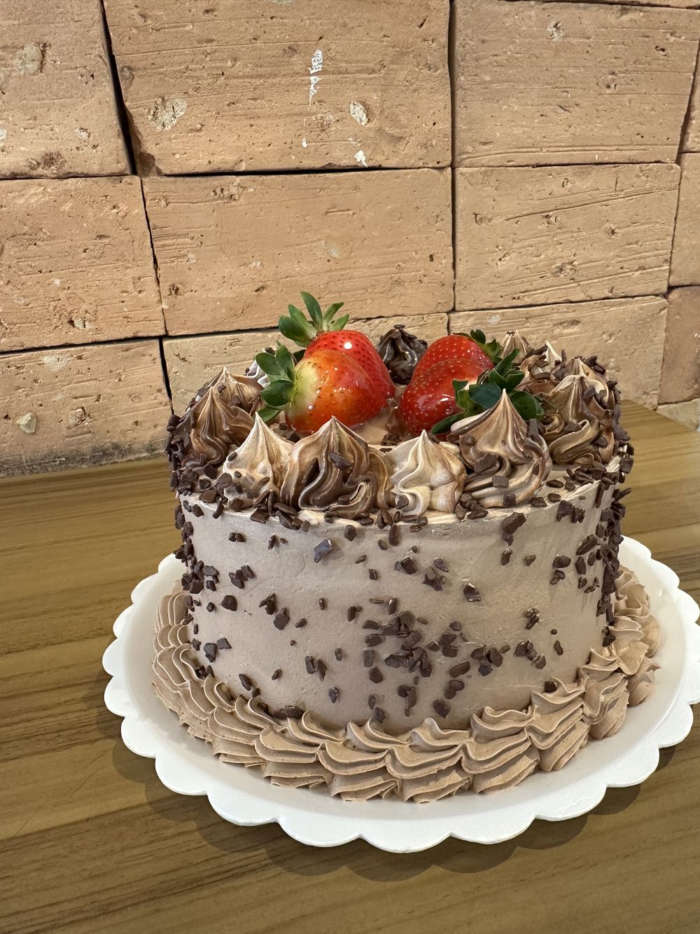 Bolo de chocolate com morango
