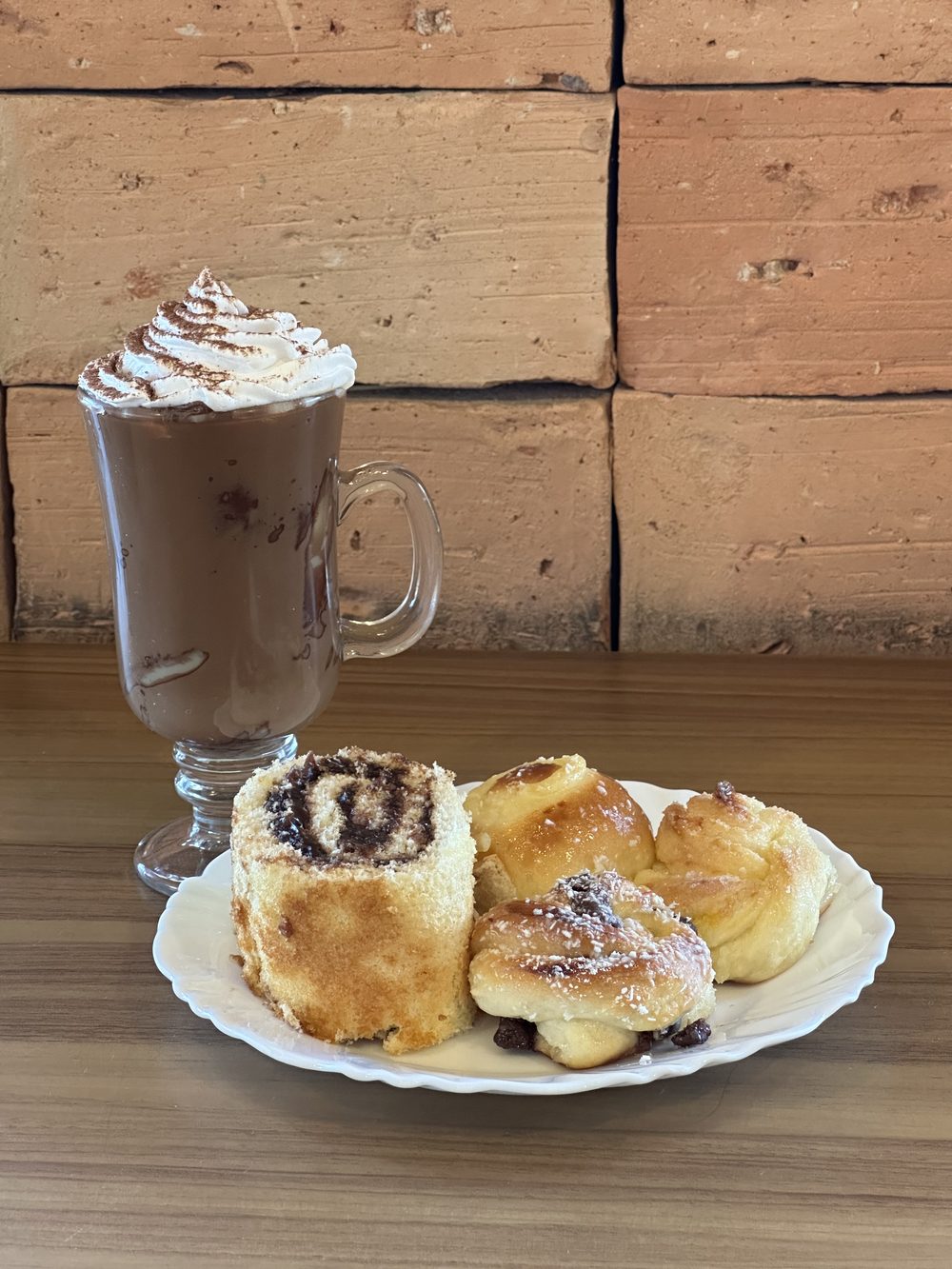 Chocolate quente Stravaganza com chantilly